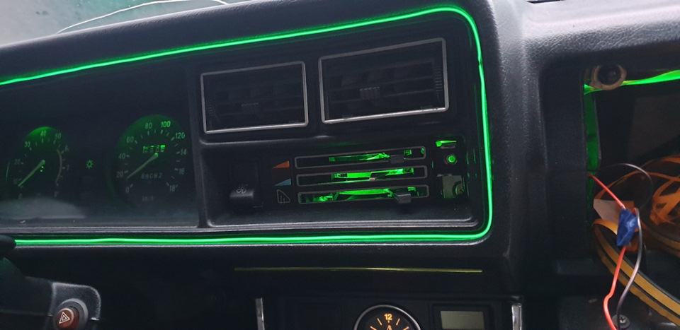 Амбиентная подсветка приборной панели — Lada 2107, 1,6 л, 2002 года ...