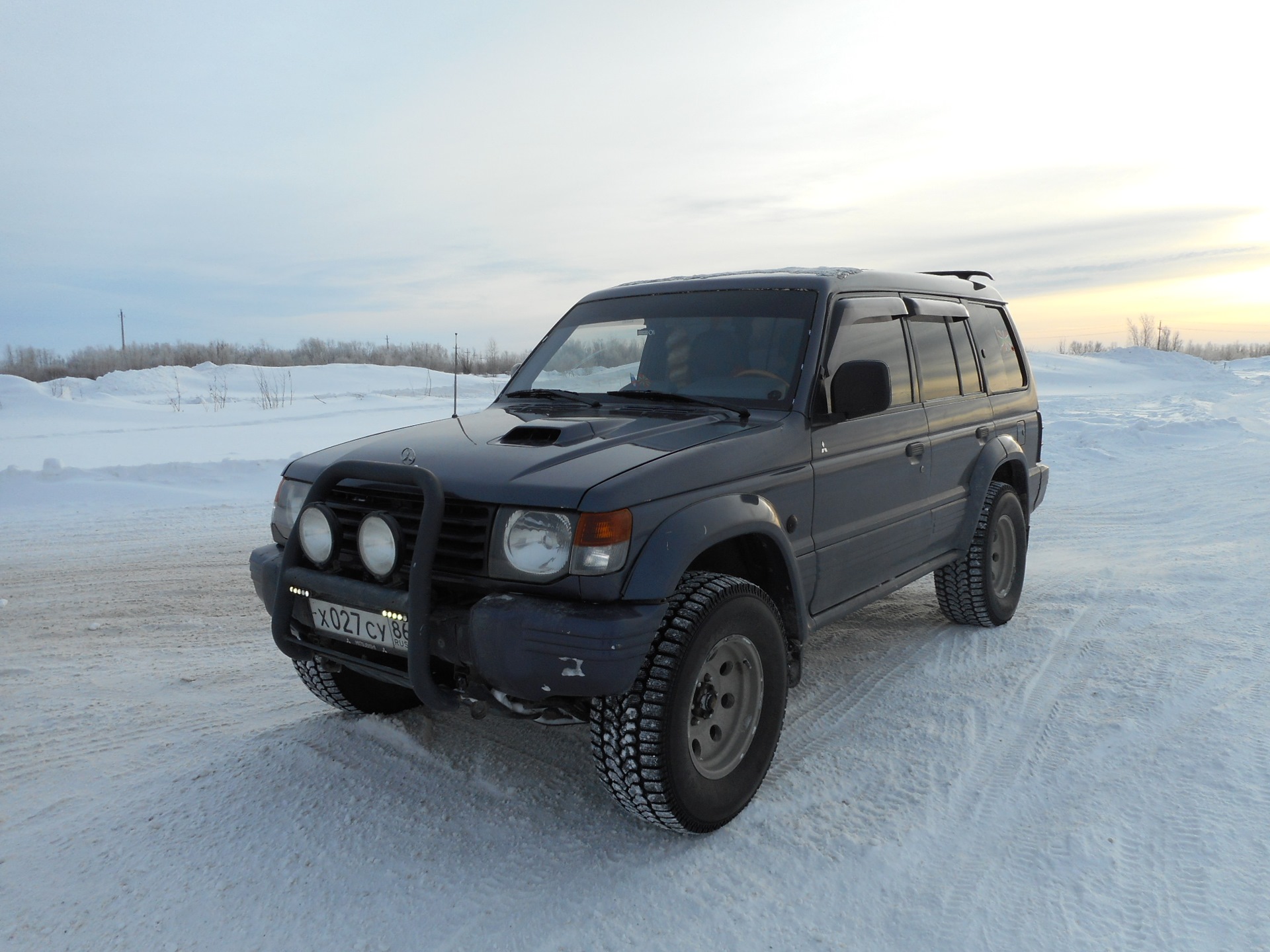 Паджеро 2 ролики. Mitsubishi Pajero 2. Mitsubishi Pajero (2g). Mitsubishi Pajero 2.8. Митсубиси Паджеро 2.4.