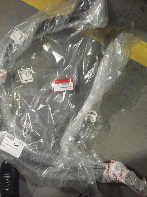 74115SMGE01 Накладка крыла правый Honda | Запчасти на DRIVE2