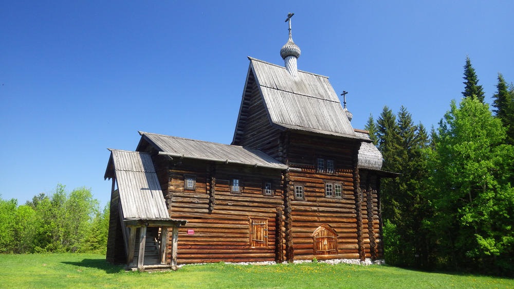 Хохловка пермский край. Хохловка Пермский район. Колокольня Хохловка. Шатровая колокольня Хохловка. Урал Хохловка.