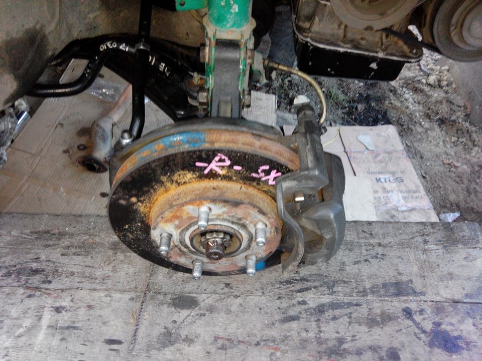 Фото в бортжурнале Toyota Corolla (100)