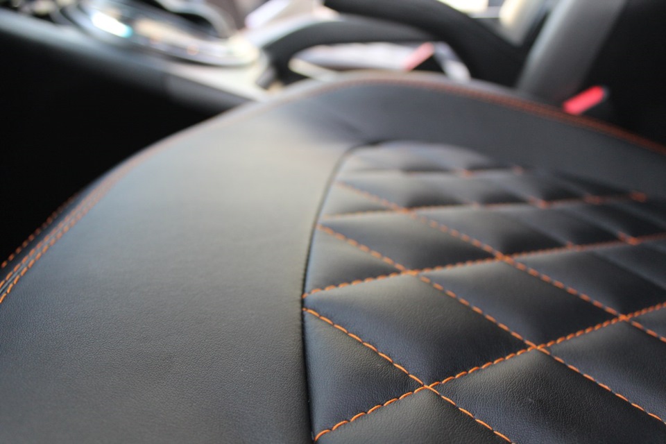 Пошив и установка каркасных чехлов из экокожи для Kia Sportage ...