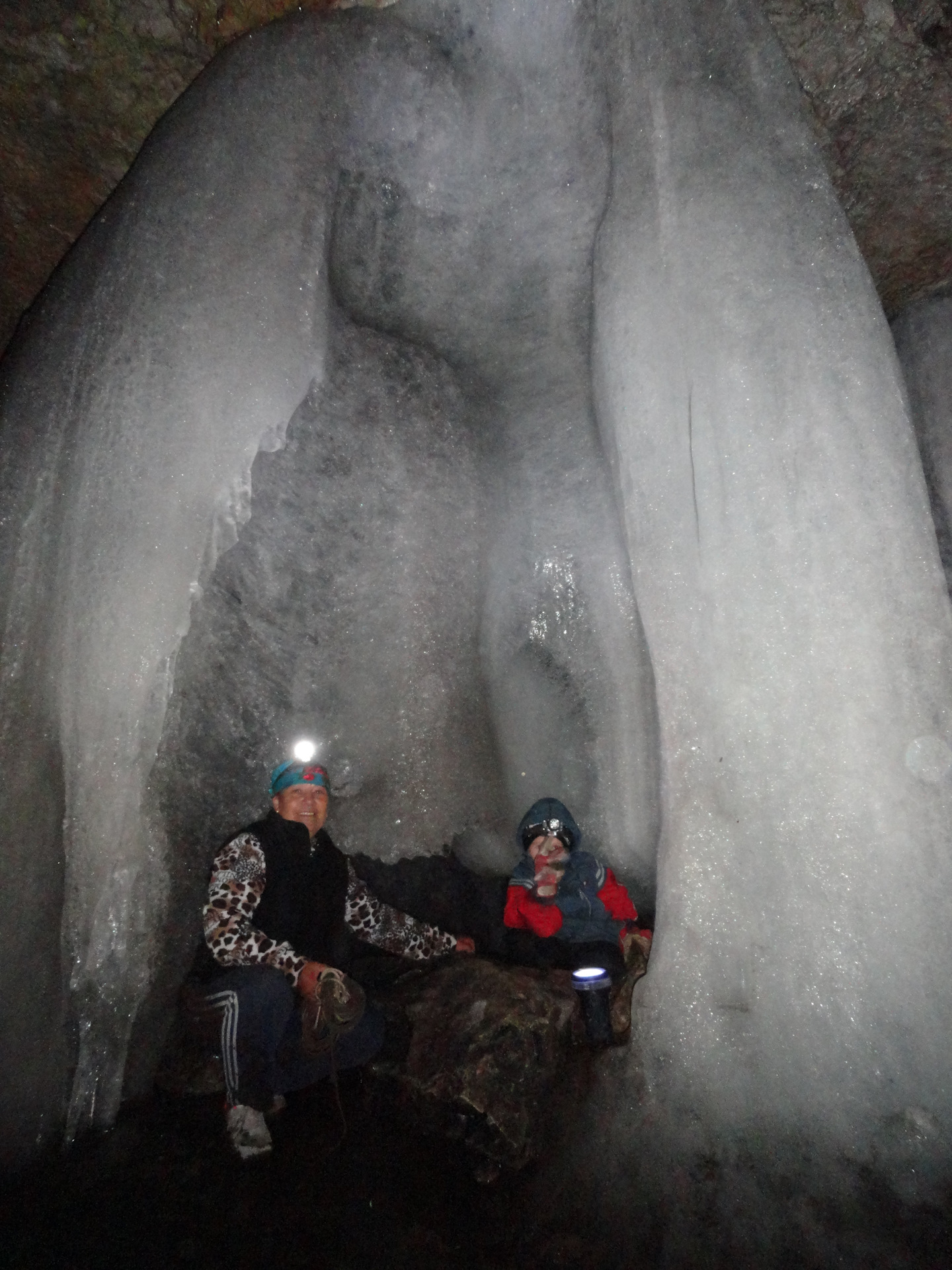 Ледяные пещеры Хакасия Туим