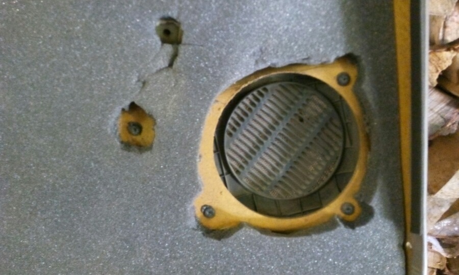 Данная карта вид изнутри. Ранее обклеил паралоном! — Toyota Cresta (100)