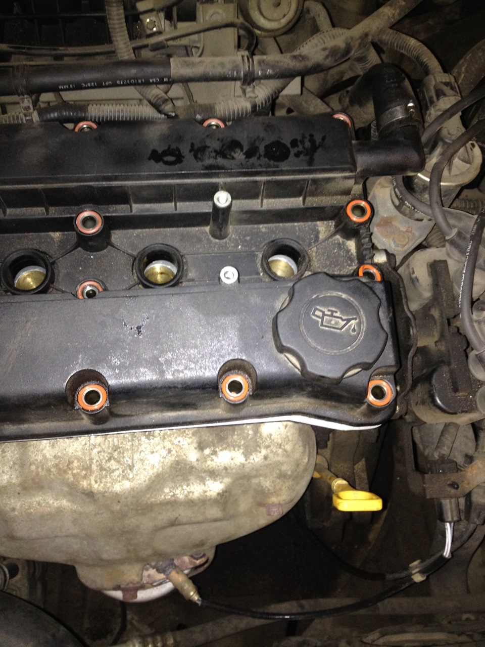 Прокладка клапанной крышки — Chevrolet Lacetti 5D, 1,6 л, 2004 года ...