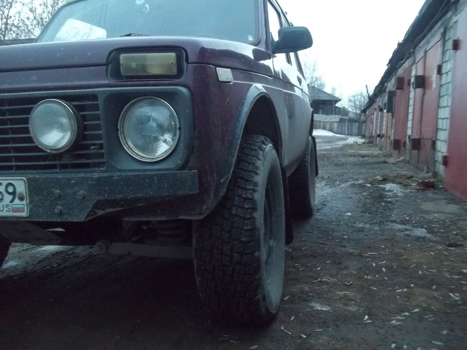 Сезонная смена шин — Lada 4x4 3D, 1,7 л, 2001 года | шины | DRIVE2