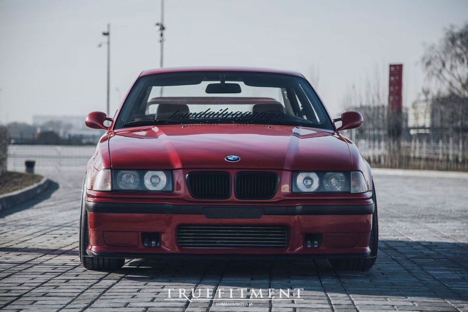 - BMW E36 2JZ-GTE" .