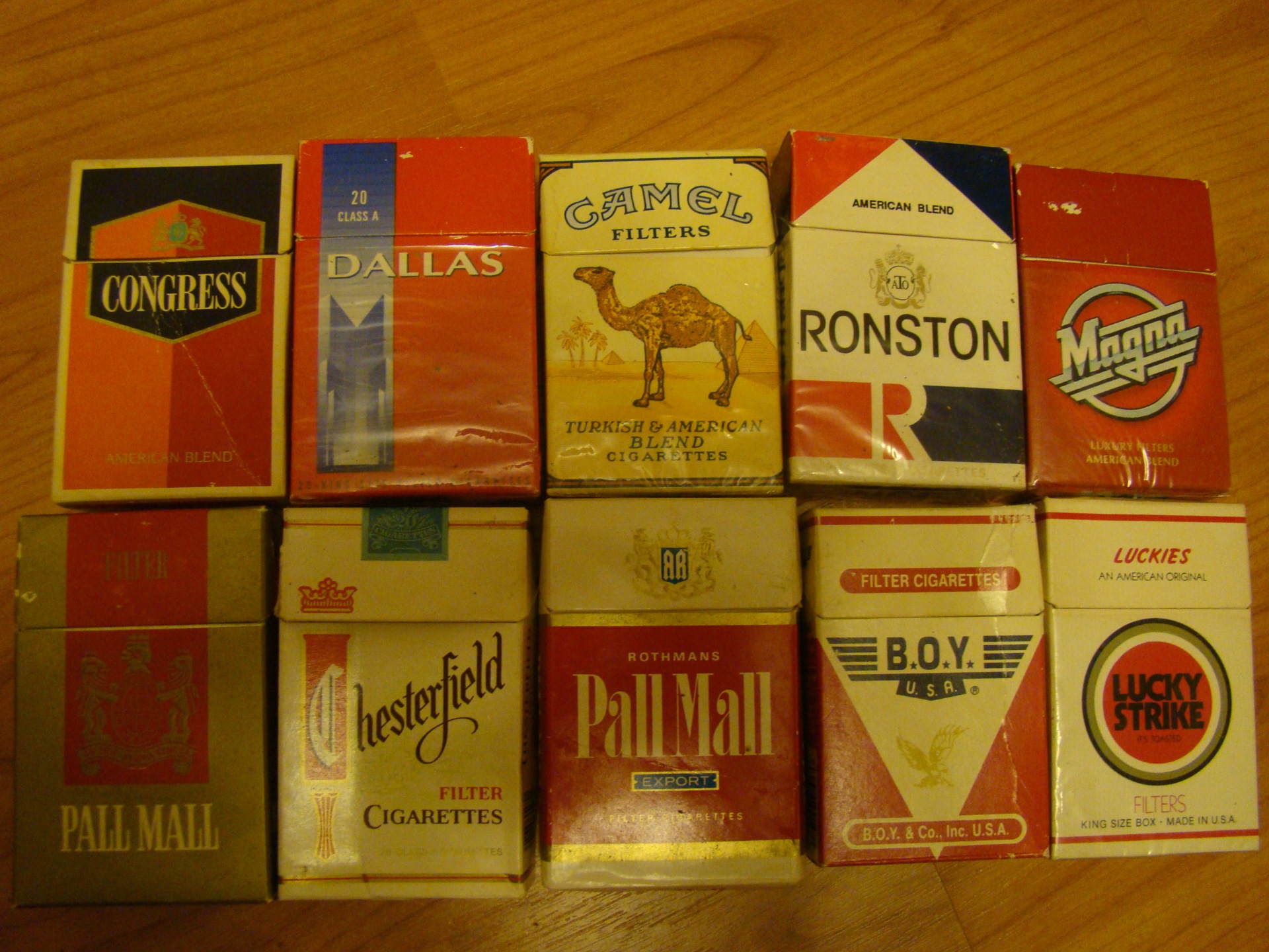 Сигареты с фильтром названия. Старые сигареты. Старые пачки сигарет. Старые сигареты с фильтром. Сигареты в СССР марки.