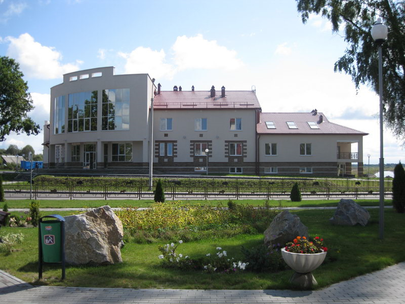 Агрогородок. Агрогородок Лясковичи .Беларусь. АГ Лясковичи. Деревня Лясковичи Петриковский район. Гостиница Лясковичи Петриковский район.