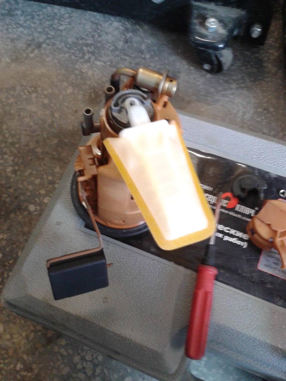 Очередная смена масла, фильтра масленного и смена топливного фильтра ...