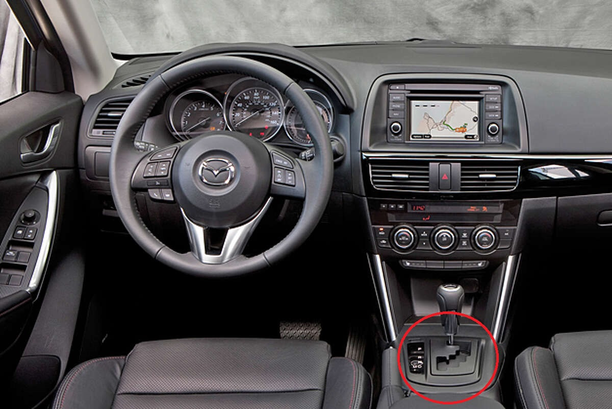 Первый трек с флешки — замена блока Bluetooth — Mazda CX5 (1G), 2 л