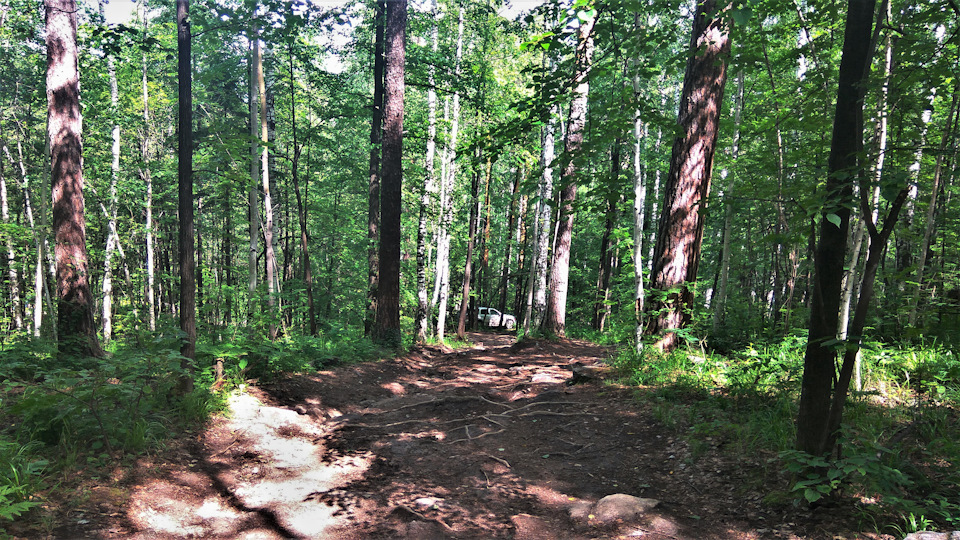 Стоит, красавец, ждет нас… — Jeep Grand Cherokee (WK)