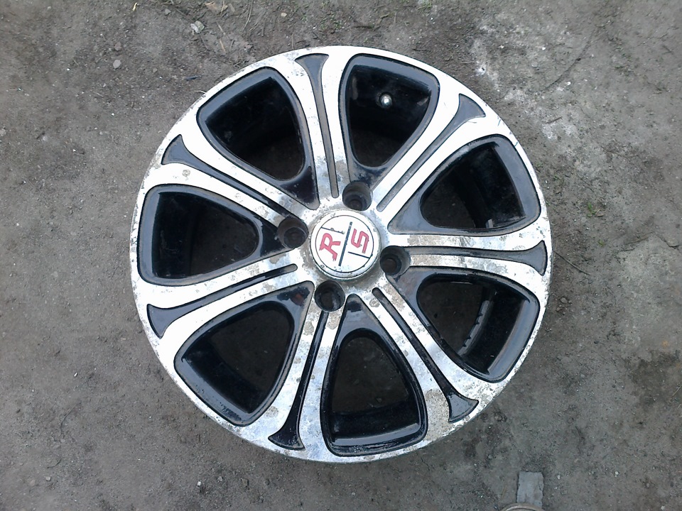 Ребята подскажите где и за сколько можно аргоном заварить диск?! — Lada ...