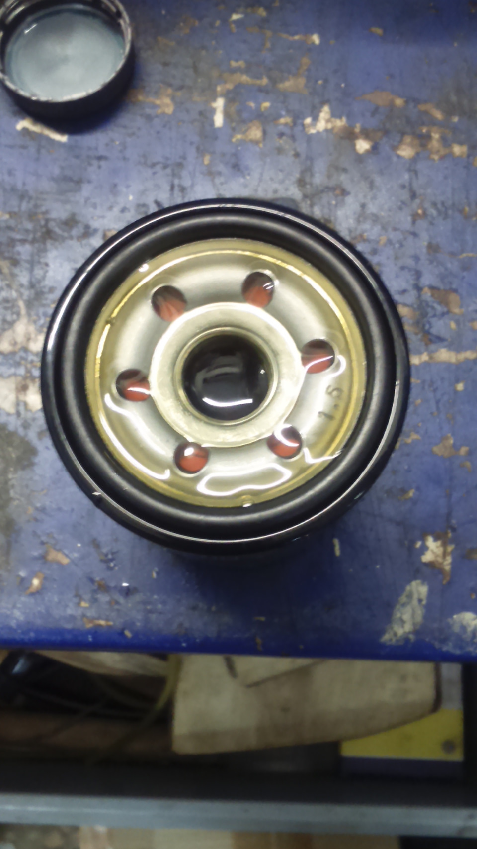 Всегда наливаю полный фильтр. — Mitsubishi Lancer IX