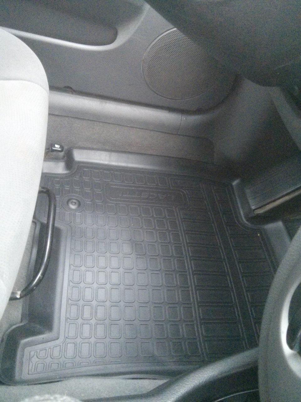 Ковры в салон и багажник — Chevrolet Lacetti Sedan, 1,6 л, 2004 года ...