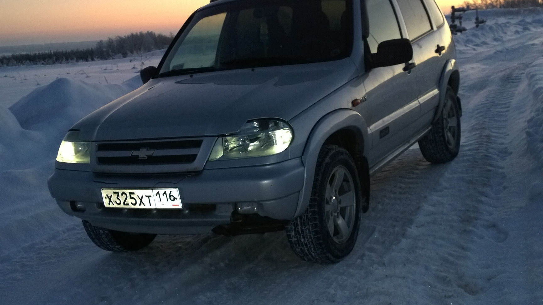 CRV 1 И Нива Шевроле