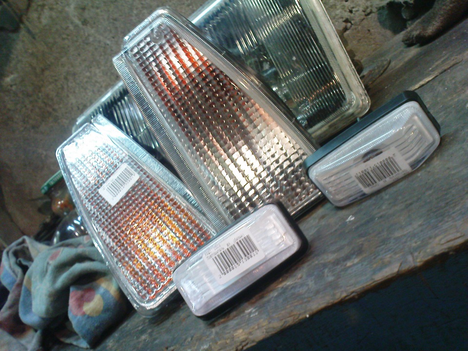 белый поворотник ваз 2114. поворотник ваз 2114. таврия белые поворотники. белый поворотник ваз 2114. белые поворотники на ваз 2114.