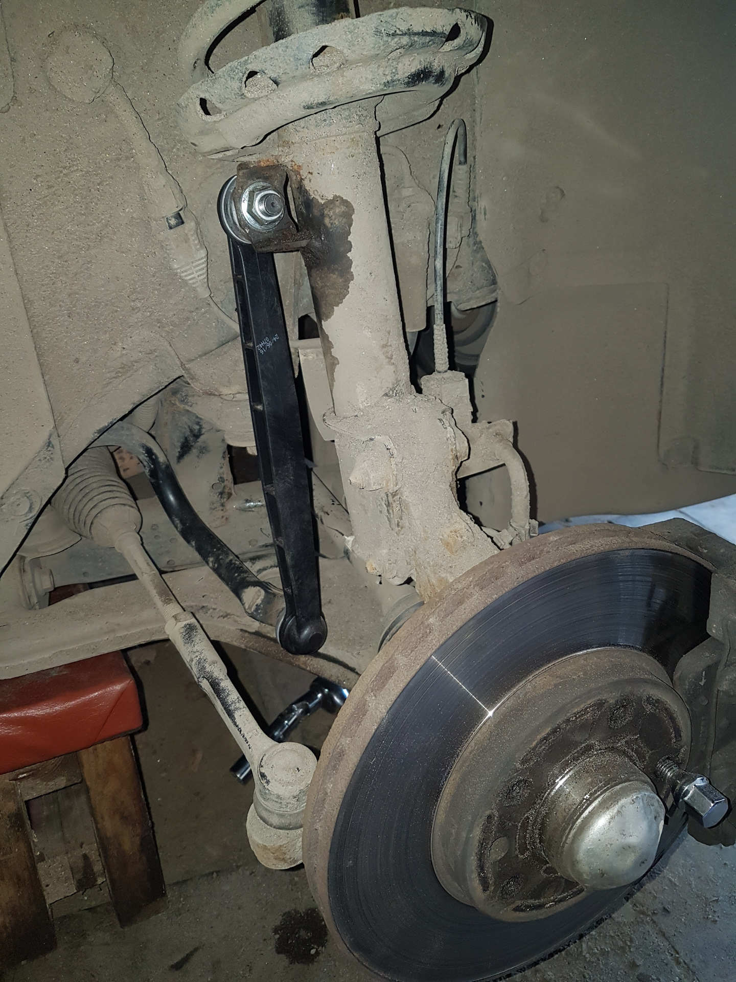 Замена стойки стабилизатора — Opel Astra H GTC, 1,6 л, 2008 года ...