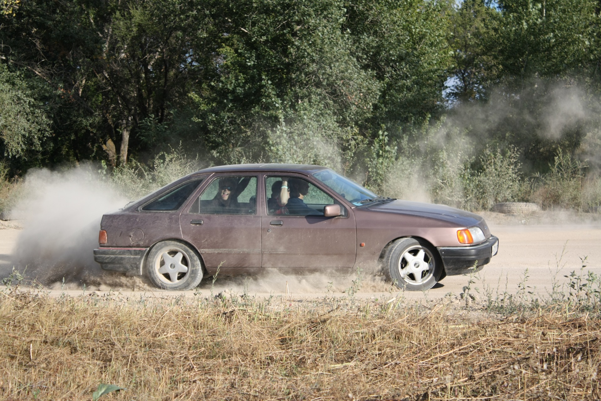 без пружин. - Lada Гранта, 2012 года фотография DRIVE2