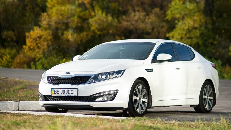 Kia Optima 2011 Р±РµР»С‹Р№