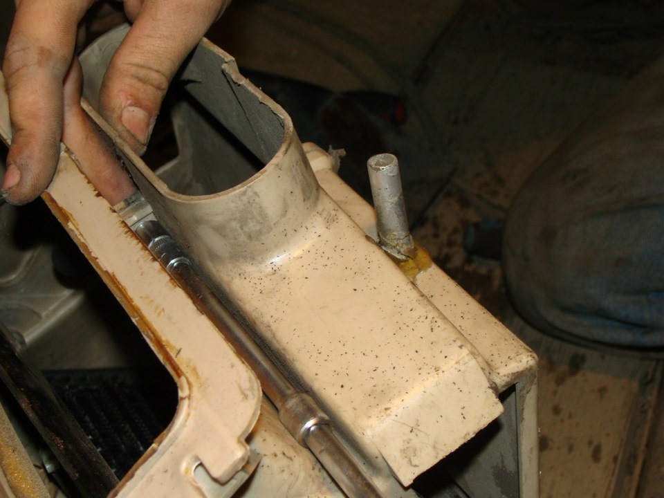 Трубка для слива конденсата — Москвич Князь Владимир