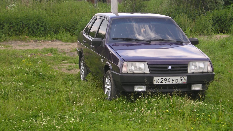 Lada 21099
