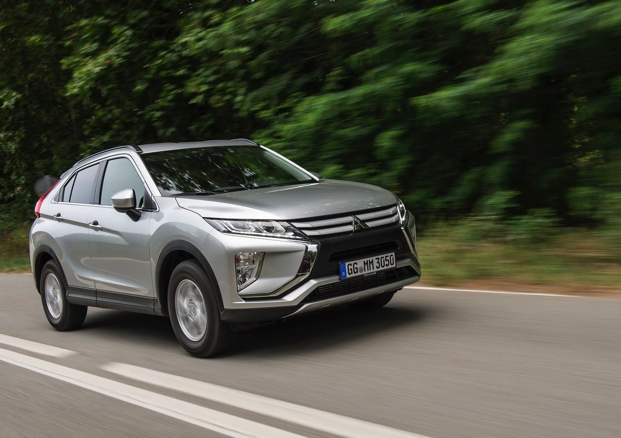 Crosses 2020. Mitsubishi Eclipse Cross 2020. Митсубиси Эклипс 2020. Эклипс крос Митсубиси 2020. Mitsubishi Eclipse Cross 2018 2020.