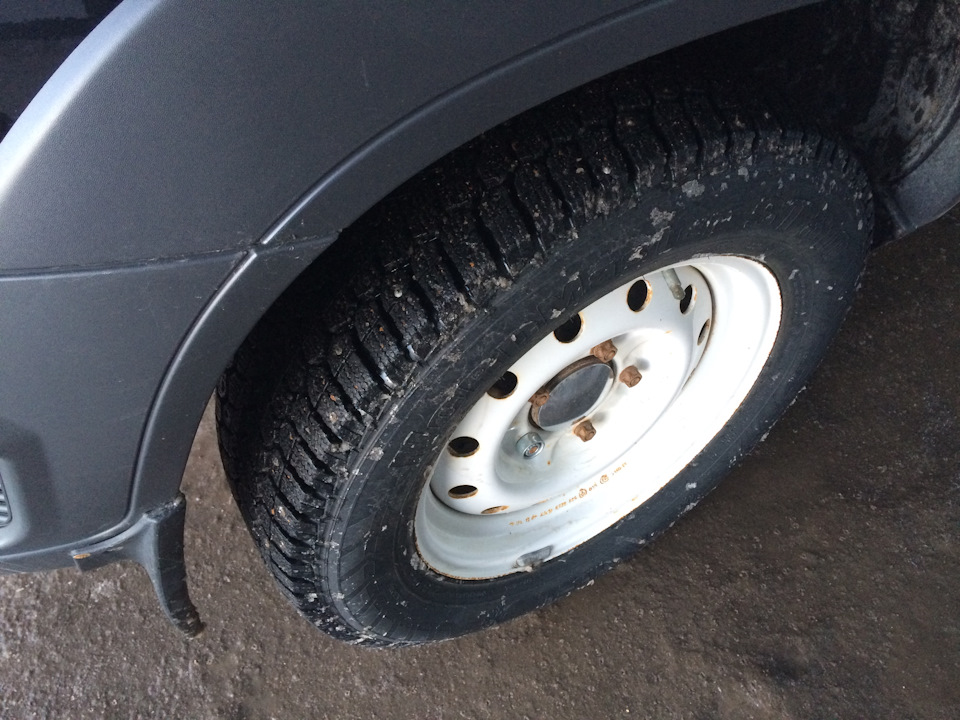 Продам Зиму 215/65 R16 Уаз/Соболь/Нива/Шнива, Киа Спортейдж и тд ...