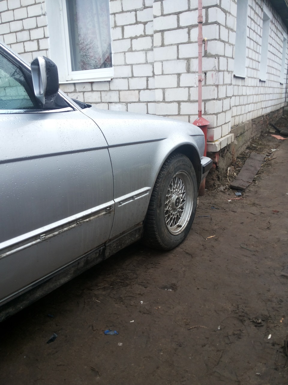 как думаете нужно ли ставить проставки на зад чтоб увеличить вылет? или ...