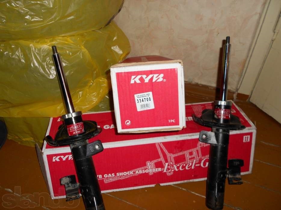 В октябре пильнул жопу на два ветка) — Mitsubishi Carisma, 1,6 л, 2000 ...