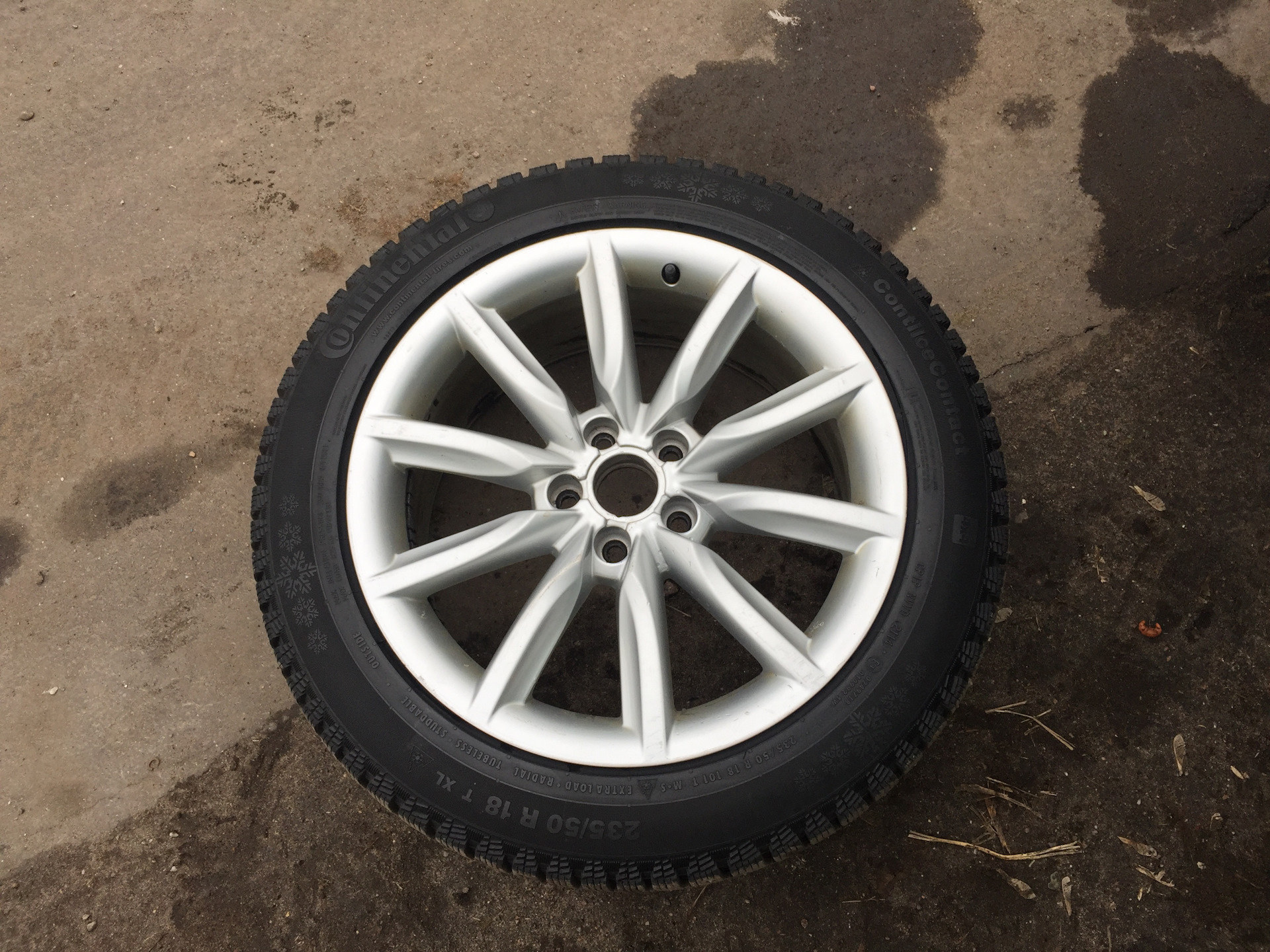 Gyeon Q2 Tire — Audi A6 Allroad quattro (C6), 3 л, 2010 года шины