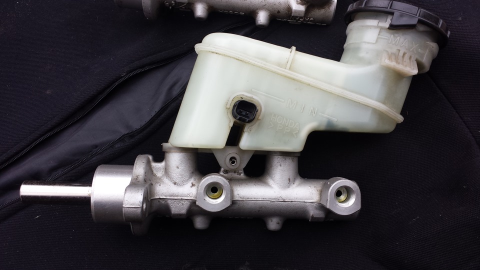 главный тормозной блок