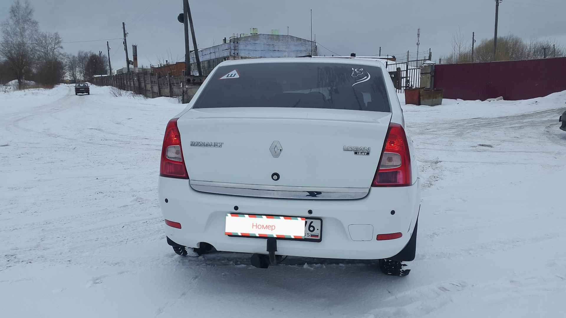 Renault Logan (1G) 1.6 бензиновый 2011 | 1,6 16V Снежная Королева на DRIVE2