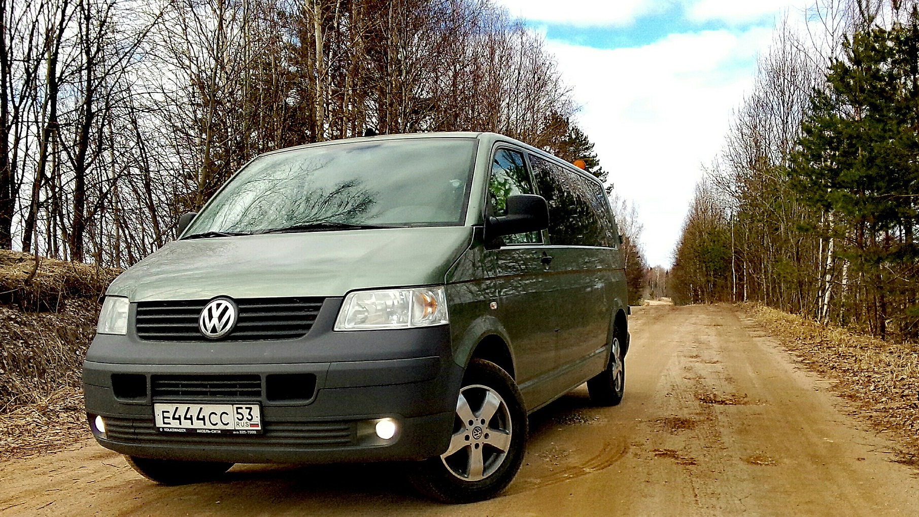 Фольксваген т5 1.9 дизель. VW Transporter 1.9. Transporter t5 1.9 TDI. Volkswagen Transporter 1.9 МТ 2008. Transporter t5 2008 1.9 TDI.