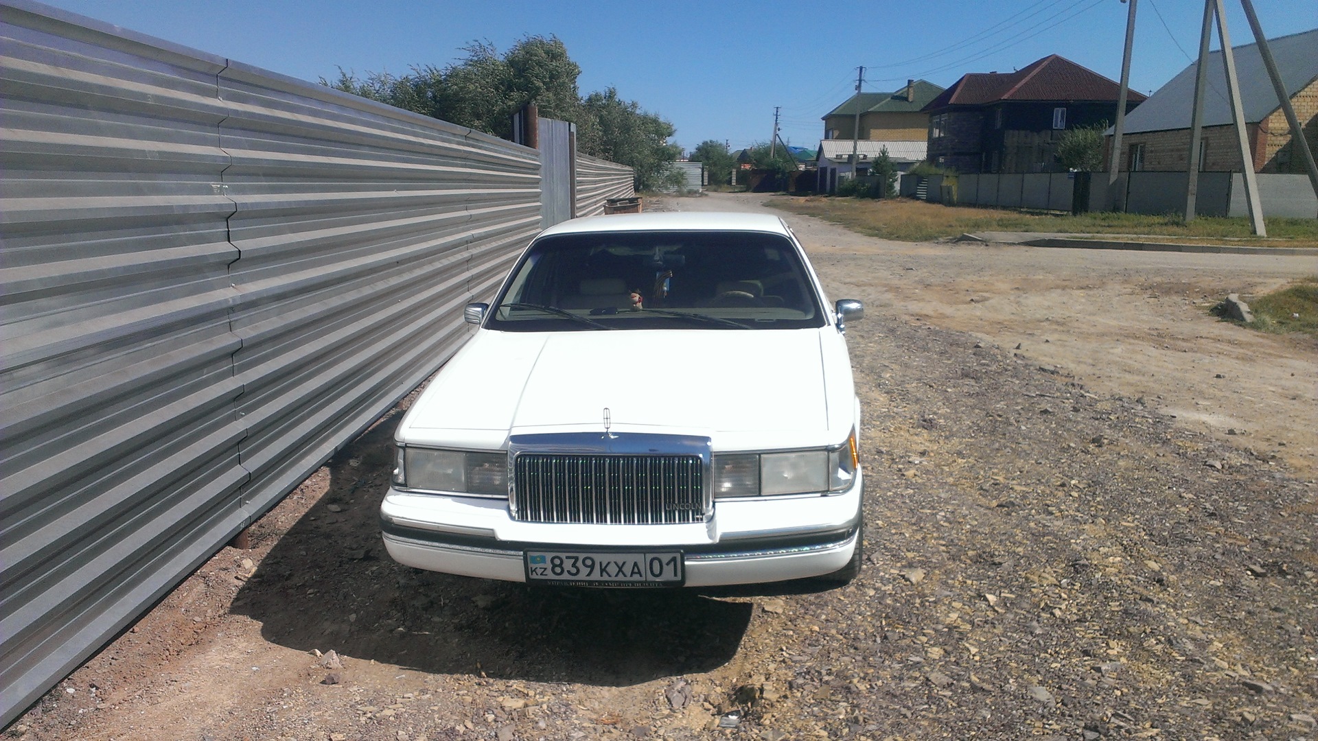 Lincoln Town Car II 5.0 бензиновый 1991 | Белая яхта на DRIVE2