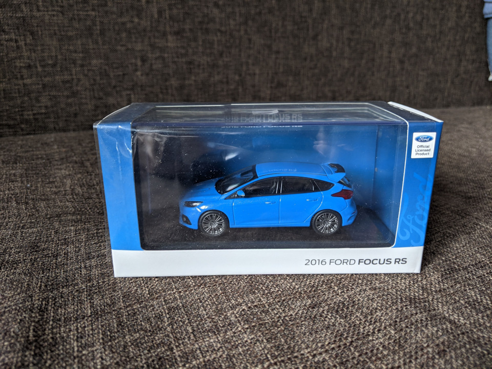 ford focus rs diecast model