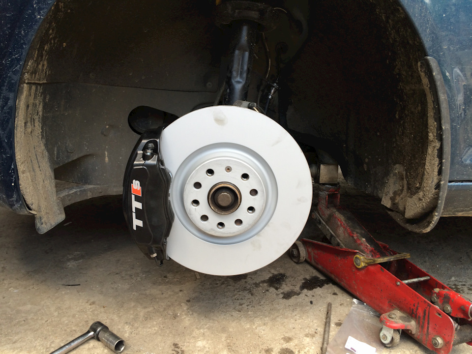 Id 478-v5 тормозные колодки. Audi tts 8s суппорта. Brembo bm5 golf. Brembo bm5 golf. Id 478-v5 тормозные колодки.