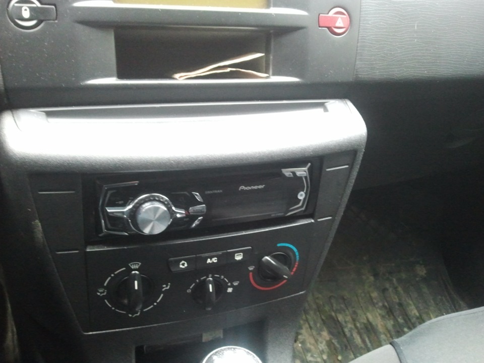 магнитола ситроен с4 купе 2005 года