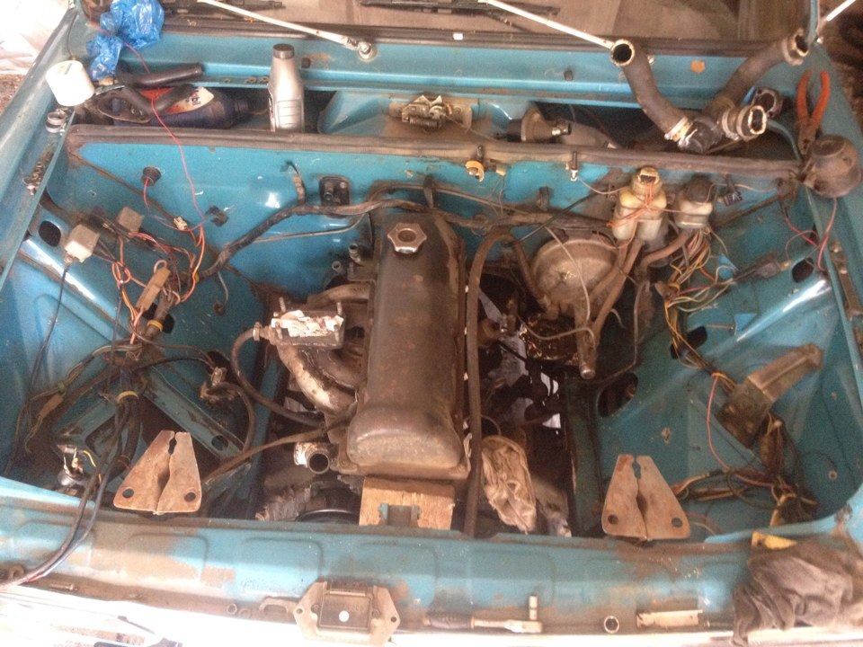 Легкий шейвинг подкапотки — Lada 2106, 1,5 л, 1976 года | своими руками ...