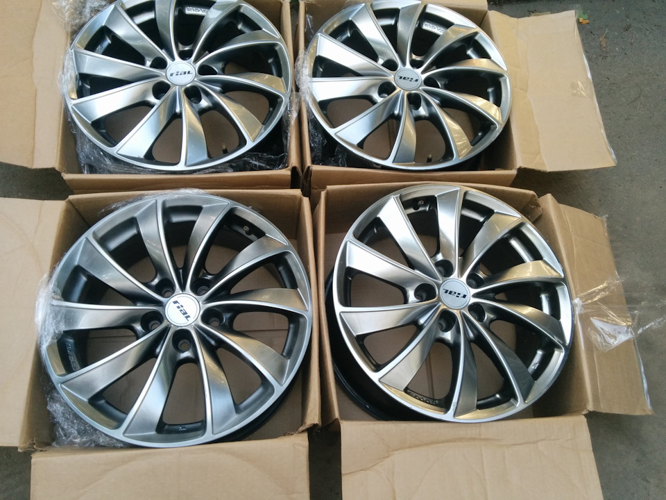 Диски на зиму — Skoda Superb Mk2, 2 л, 2012 года | колёсные диски | DRIVE2