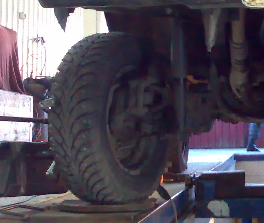 Новая резина и "развал/схождение" — ЛуАЗ 969, 1,1 л, 1987 года | визит ...