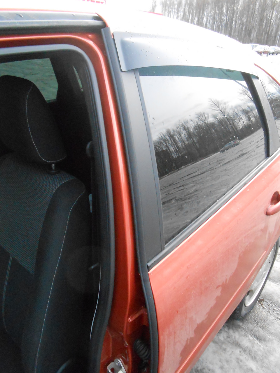 Приклеился хорошо — Lada Гранта Лифтбек (1G)