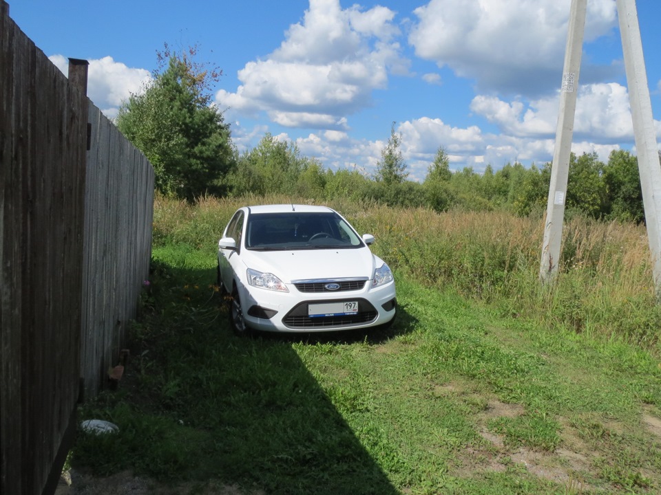 Дачная фотосессия )) — Ford Focus Hatchback II, 1,8 л, 2010 года ...