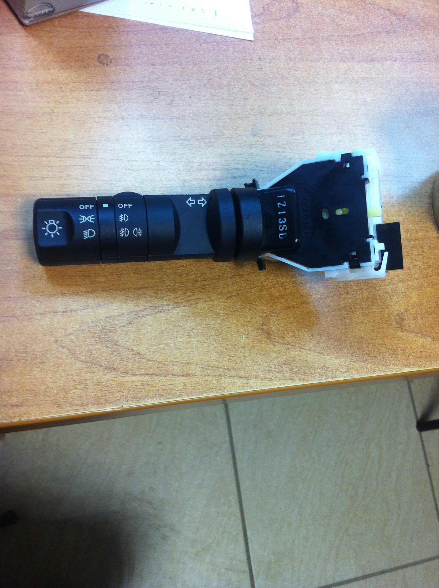 Подключение противотуманок на дорейстайл — Nissan Navara (2G), 2,5 л ...