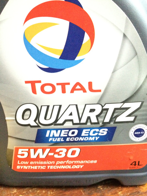 151510 Масло моторное синтетическое QUARTZ INEO ECS 5W-30, 4л TOTAL ...