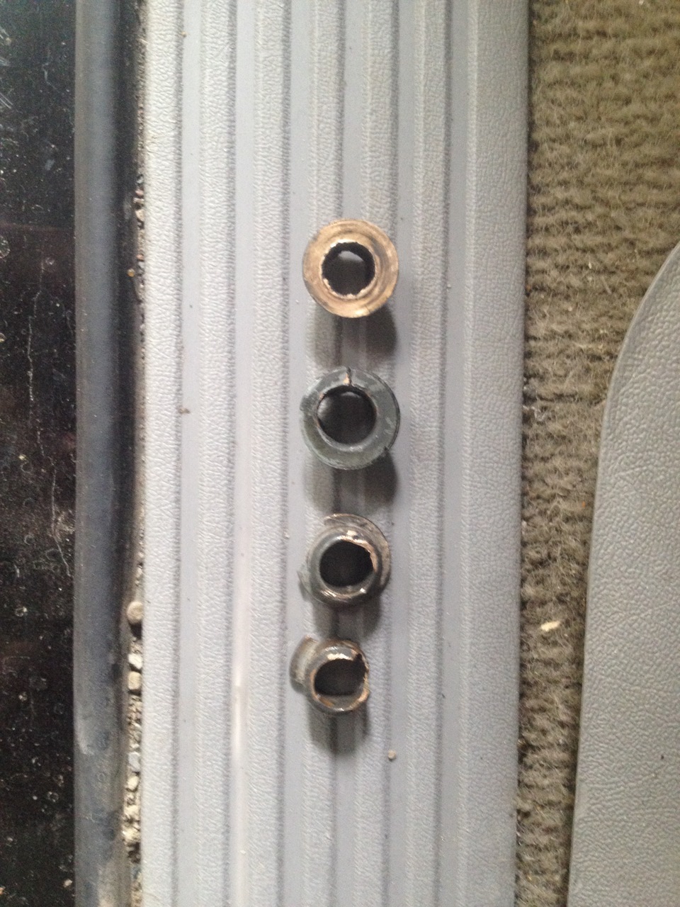 Провисание дверей — Chevrolet Tahoe (GMT400), 5,7 л, 1996 года | своими ...