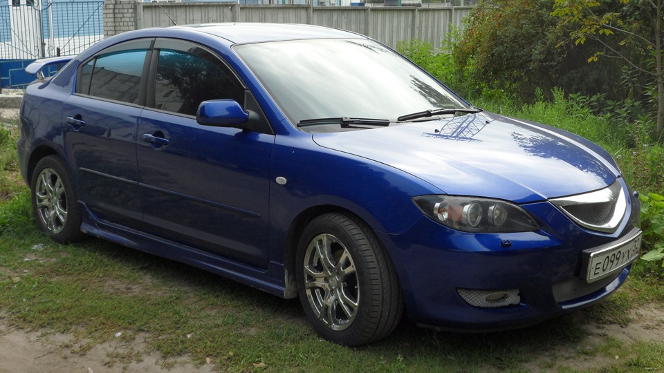 1 3 синий. Mazda 3 синяя. Мазда 3 синяя седан. Темно-синий Mazda 3 2008. Мазда 3 2005 темно синий.