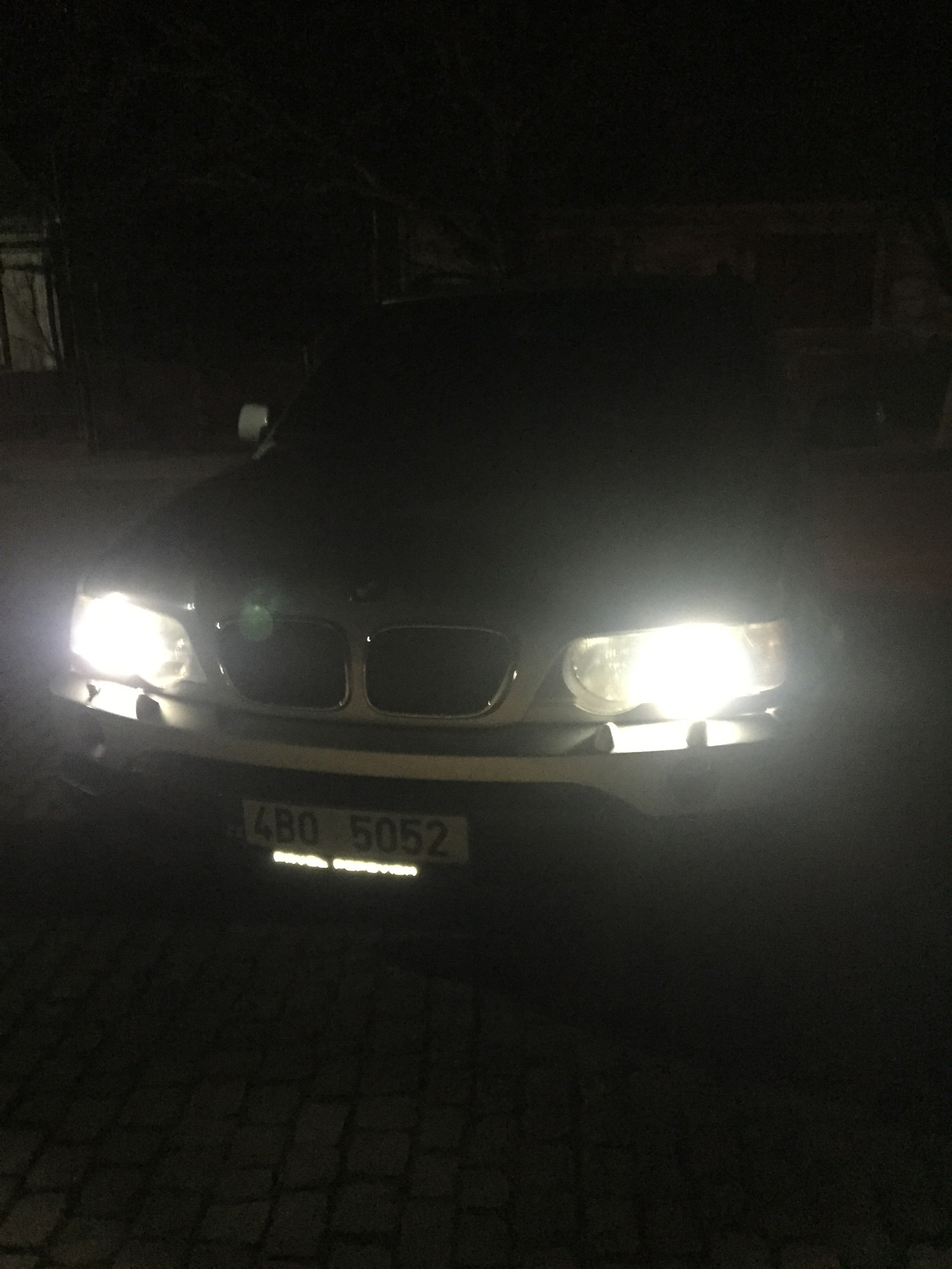 Рамки с подсветкой — BMW X5 (E53), 3 л., 2002 года | аксессуары | DRIVE2