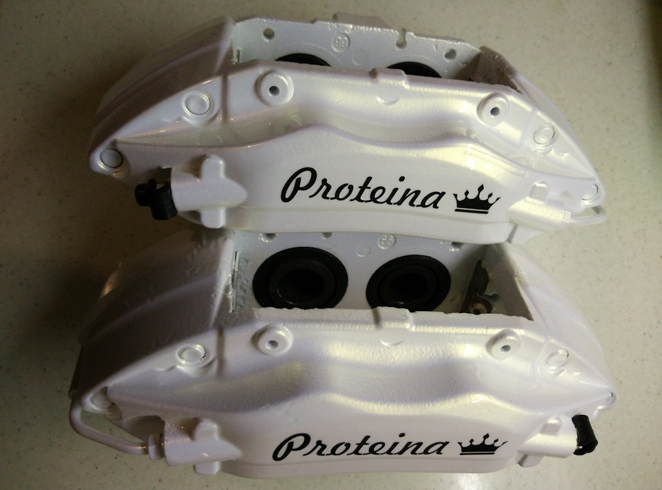 Нет, нет, вы не поняли). Их нужно просто взять в руки! — Alfa Romeo 166