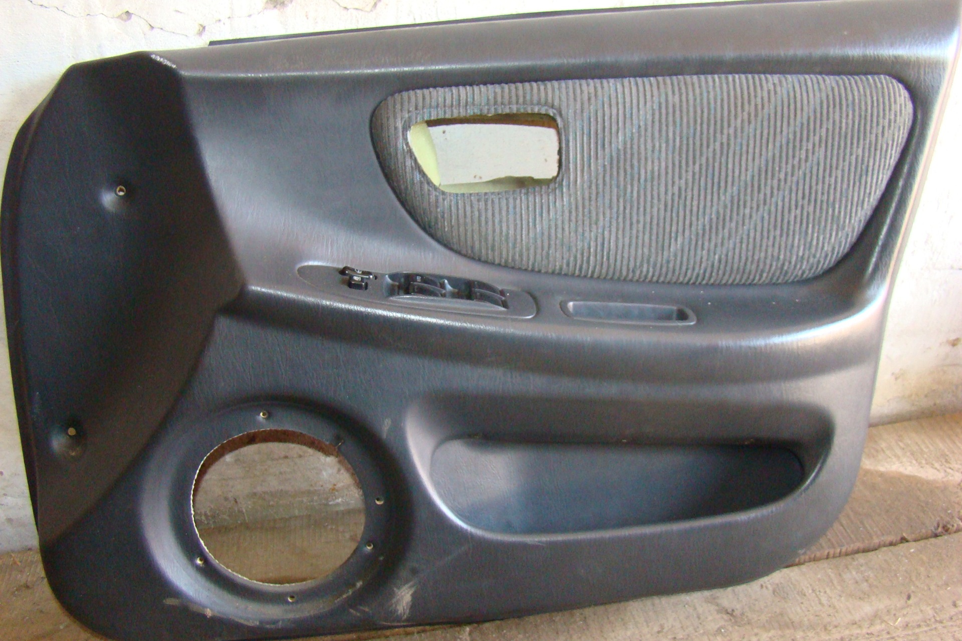 Door handle replacement - Toyota Carina ED 20L 1994